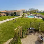 La Belle Parenthese A La Rochelle Vergne