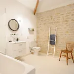 La Belle Parenthese A La Rochelle * Vergné