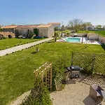 La Belle Parenthese A La Rochelle Vergné
