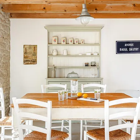 La Belle Parenthese A La Rochelle * Vergné